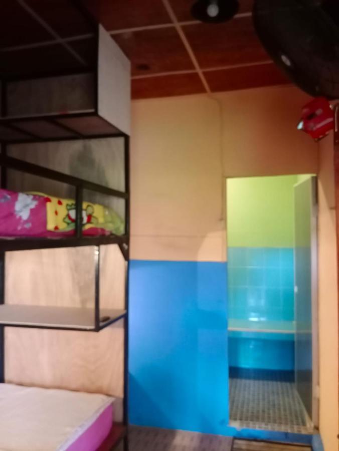 Salty Dog Hostel Telukdalem Extérieur photo